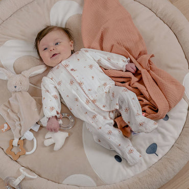 Noukie's Pyjama bébé en jersey imprimé Vintage Flowers