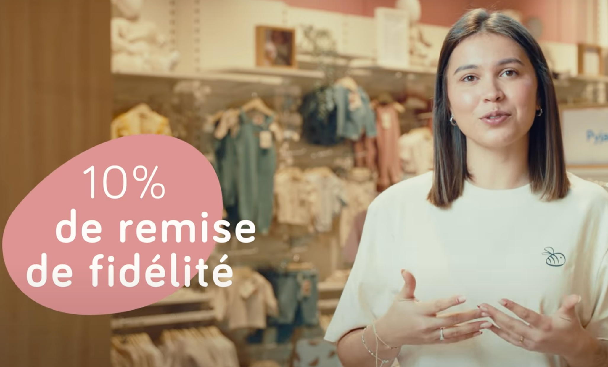Charger la vidéo : Devenez membre de la &lt;b&gt;Dreambaby Family&lt;/b&gt; et profitez de jolis extras en tant que client fidèle. Bénéficiez d&#39;une remise de 10 % de fidélité et laissez-vous gâter avec des offres exclusives et des cadeaux. Découvrez déjà tous vos avantages pour un départ en douceur !