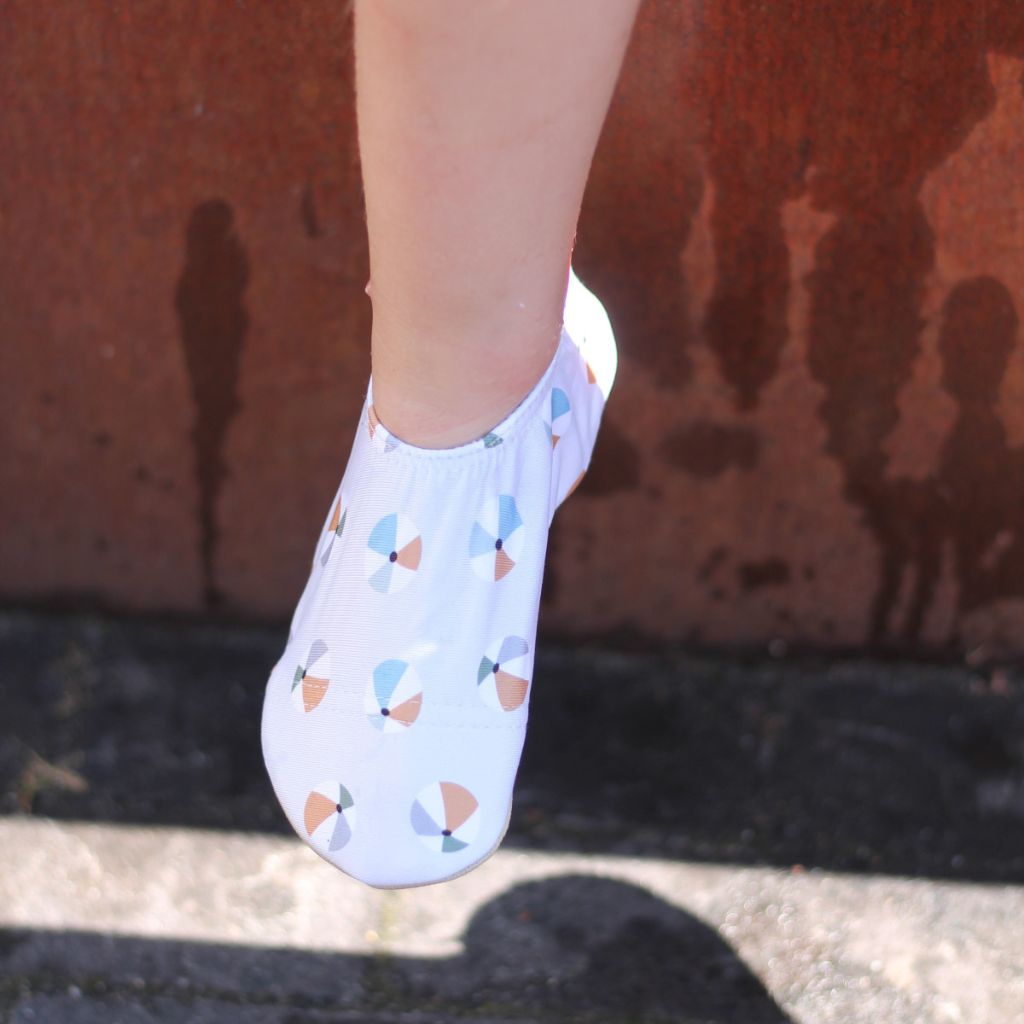 Slipstop Waterschoen Beachbal Unisex Beige