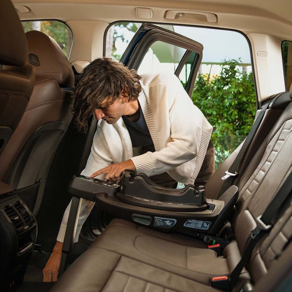 Nuna Base Isofix Curv R129