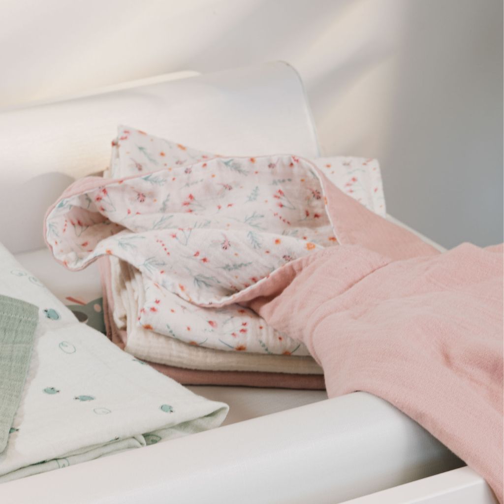 Dreambee Gant de toilette Oscar Flowers Lg 15 x L 21 cm - 3 pièces