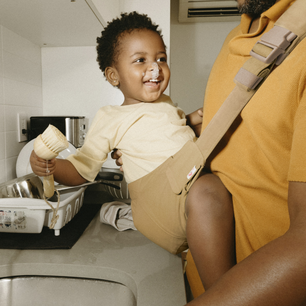 Ergobaby Porte-bébé Upsie Sling Camel