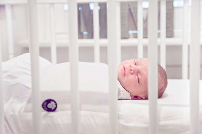 Fedde&Kees Drap pour berceau ou parc Nunki Lg 40 x L 80 cm gris clair