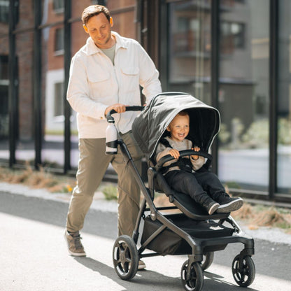 Thule Kinderwagen Sleek2 + Draagmand Black