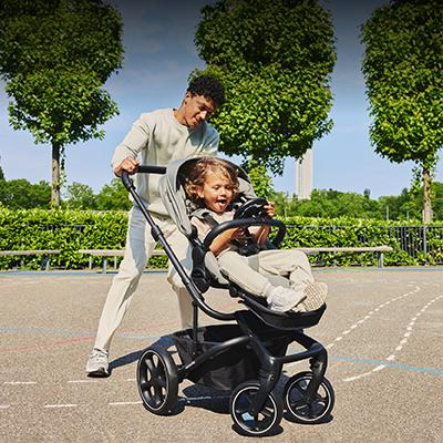 La différence entre une poussette et un buggy