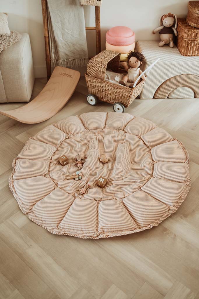 Stripes brown organic babymat