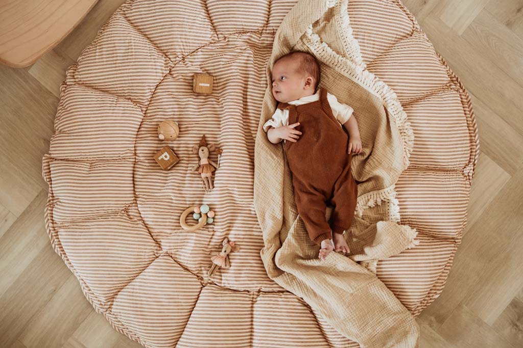 Stripes brown organic babymat