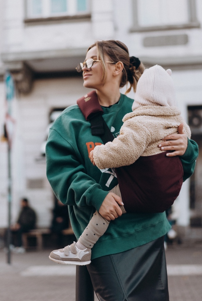 Wildride Porte-bébé Toddler Swing Carrier Merlot