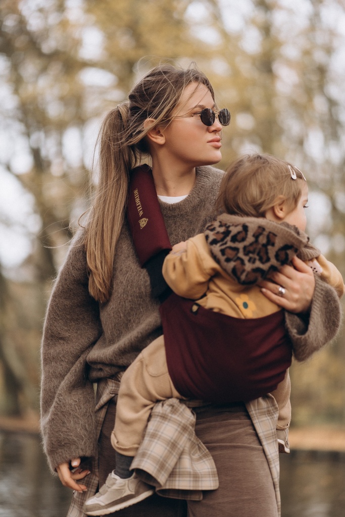 Wildride Porte-bébé Toddler Swing Carrier Merlot