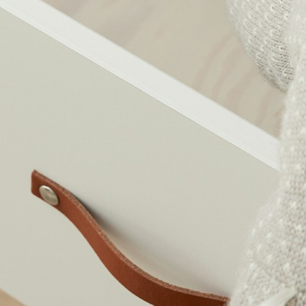 LIFETIME Poignée en cuir pour armoire
