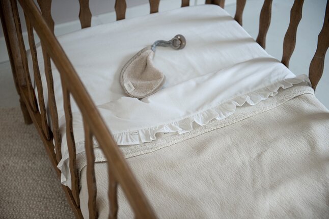 Koeka Laken voor bed Ruffle Warm White