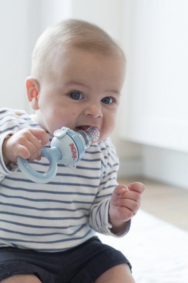 Nûby Sabbelzakje uit silicone blauw