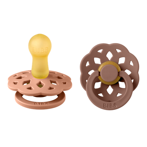 [28100401] Bibs Fopspeen 6 - 18 maanden Peach/Woodchuck - 2 stuks